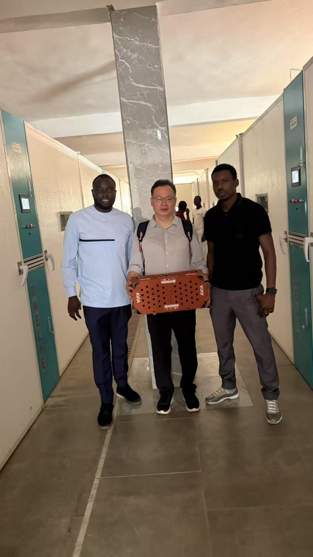 Latest company blogs about Kenyan Farmers Struggle with Power Cuts and Temperature Fluctuations: How Single Stage Incubators Keep Hatch Rates Stable