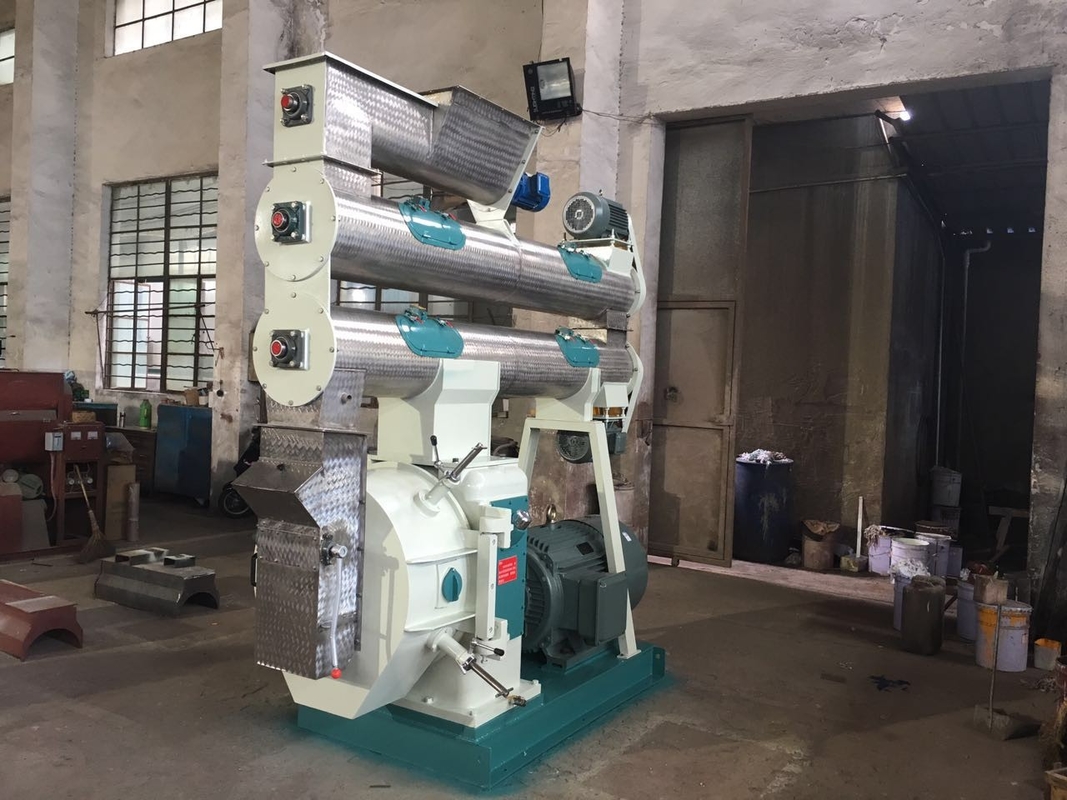 200kw 22th Industrial Wood Pellet Mill Machine Manufacturing Equipment